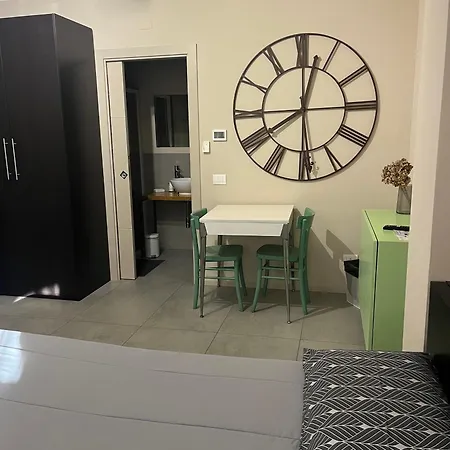 La Casa All'ombra Della Chiesa 3* ברשלו