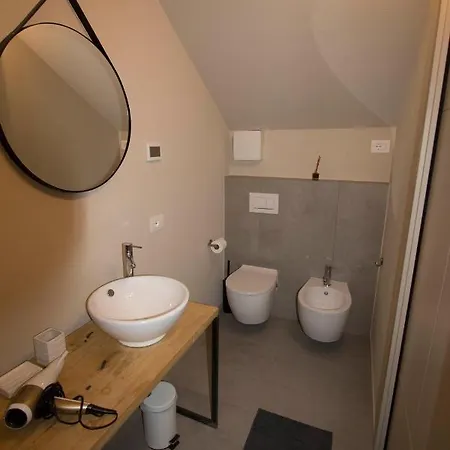 La Casa All'ombra Della Chiesa 3*