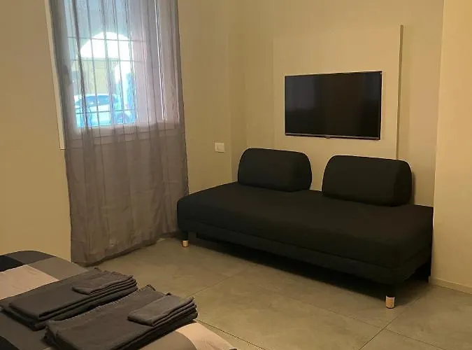 La Casa All'ombra Della Chiesa 3* Brescello